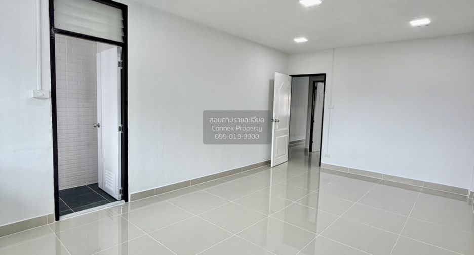 Reihenhaus zum Kauf mit 2 Zimmer in Pak Kret, Nonthaburi