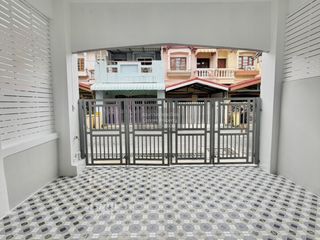 Reihenhaus zum Kauf mit 2 Zimmer in Pak Kret, Nonthaburi