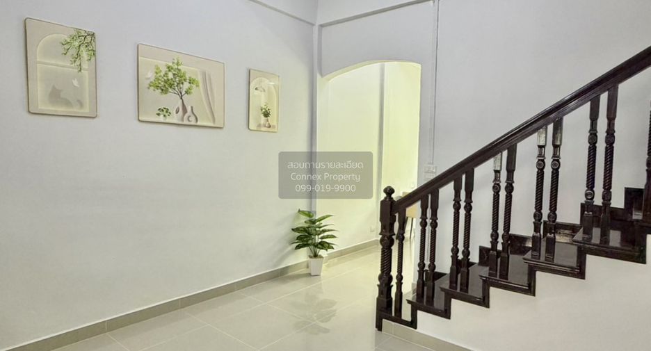 Reihenhaus zum Kauf mit 2 Zimmer in Pak Kret, Nonthaburi