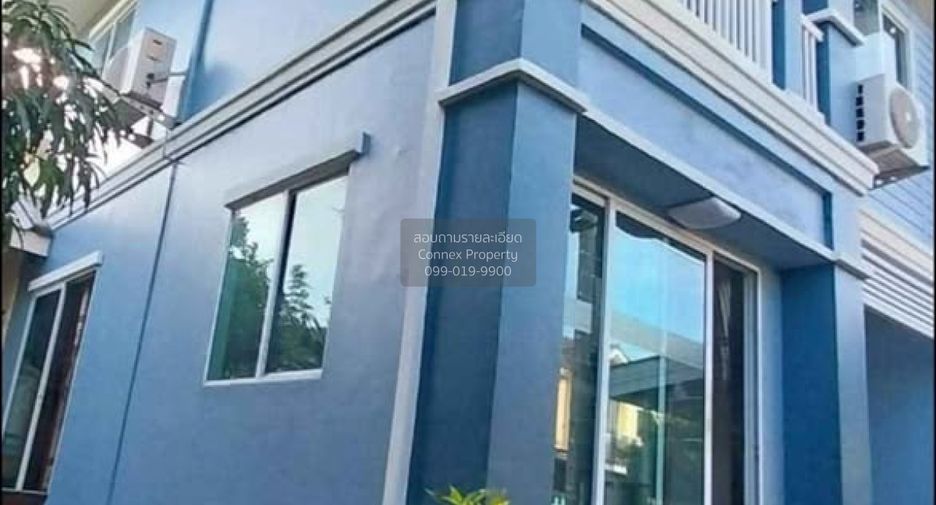 Casa adosada en venta de 3 habitaciones en Bang Phli, Samut Prakan