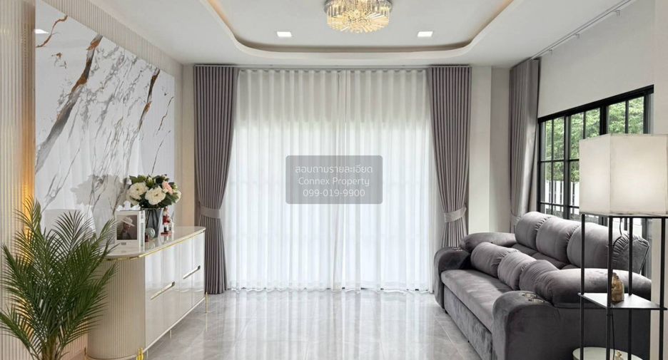 Haus zum Kauf mit 4 Zimmer in Khlong Sam Wa, Bangkok