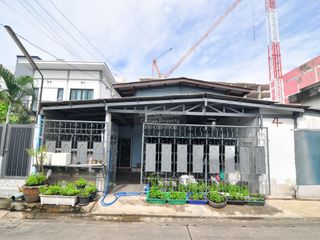 Haus zum Kauf mit 5 Zimmer in Bang Khen, Bangkok