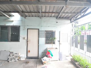 Haus zum Kauf mit 5 Zimmer in Bang Khen, Bangkok