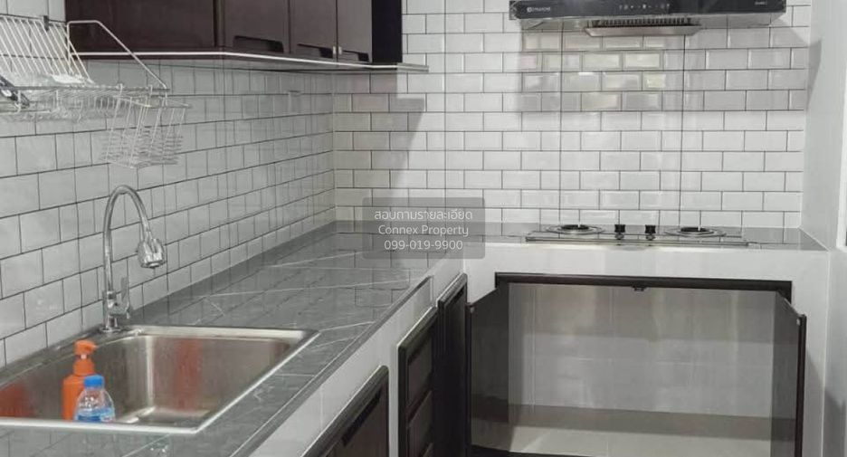 For sale 4 ベッドルーム house in Krathum Baen, Samut Sakhon