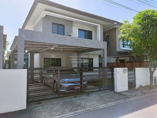 出售 3 卧室 独立屋 在 Bang Phli, Samut Prakan