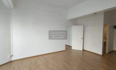 À vendre 2 chambres condo à Bang Phlat, Bangkok