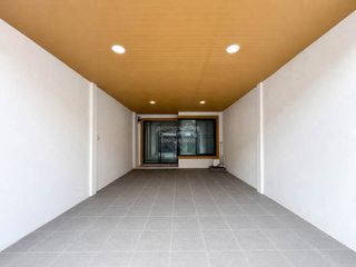 Casa adosada en venta de 3 habitaciones en Bang Bon, Bangkok