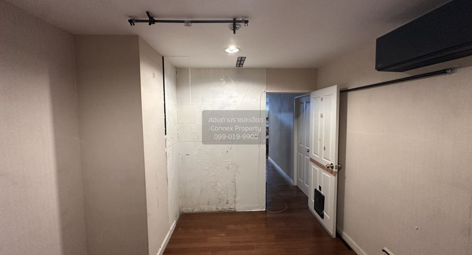 Wohnung zum Kauf mit 2 Zimmer in Huai Khwang, Bangkok