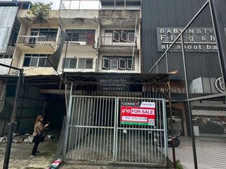 À vendre 2 chambres local commercial à Khan Na Yao, Bangkok