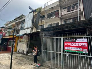 À vendre 2 chambres local commercial à Khan Na Yao, Bangkok
