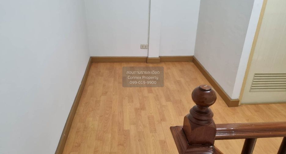 Casa adosada en venta de 2 habitaciones en Wang Thonglang, Bangkok