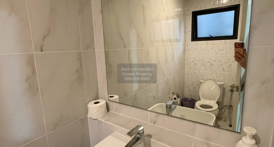 For sale 3 bedrooms townhouse in Prawet, Bangkok