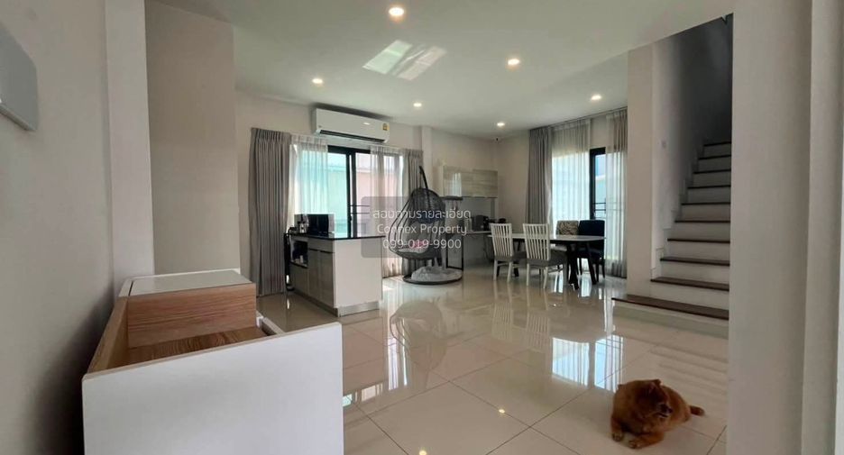 Casa en venta de 4 habitaciones en Thawi Watthana, Bangkok