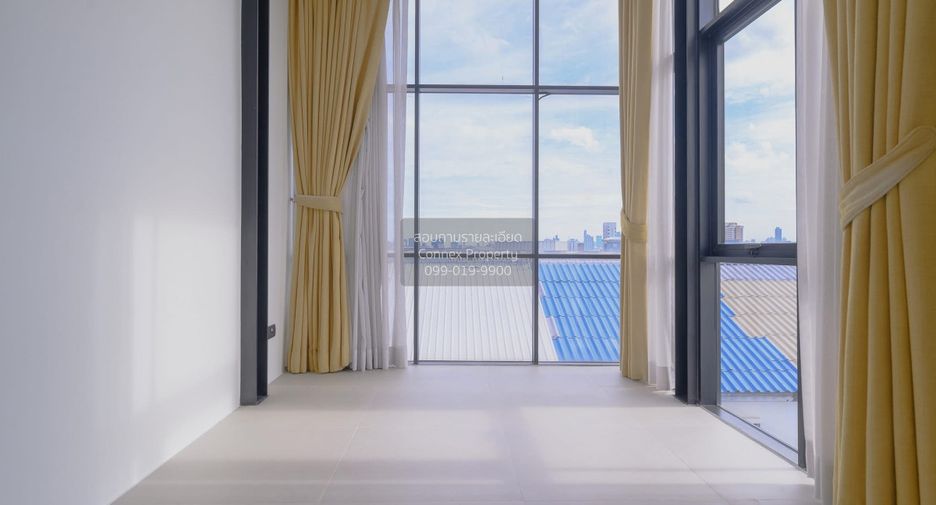 Casa adosada en venta de 3 habitaciones en Wang Thonglang, Bangkok