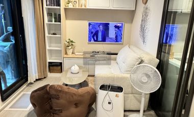 Продажа 1 кровать кондо в Хуаи Кхщанг, Бангкок