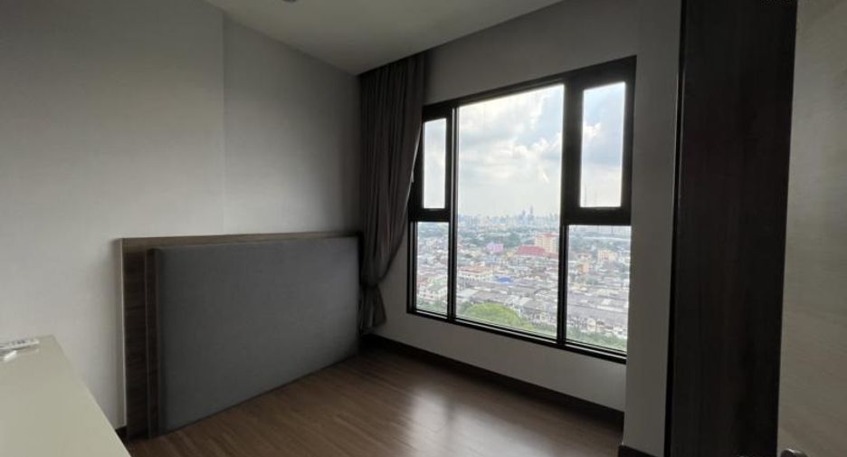 Condo en venta de 2 habitaciones en Bang Sue, Bangkok