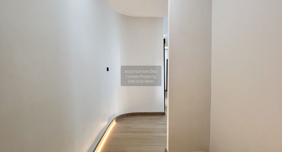 Casa adosada en venta de 3 habitaciones en Wang Thonglang, Bangkok