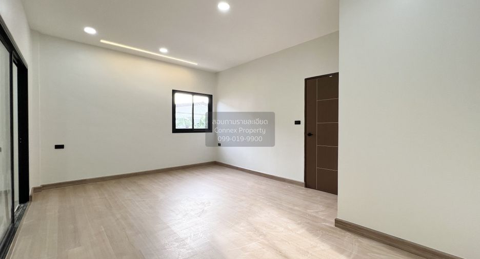Casa adosada en venta de 3 habitaciones en Wang Thonglang, Bangkok