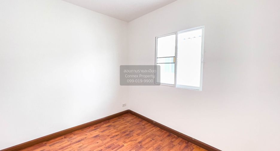 Casa adosada en venta de 3 habitaciones en Bang Yai, Nonthaburi