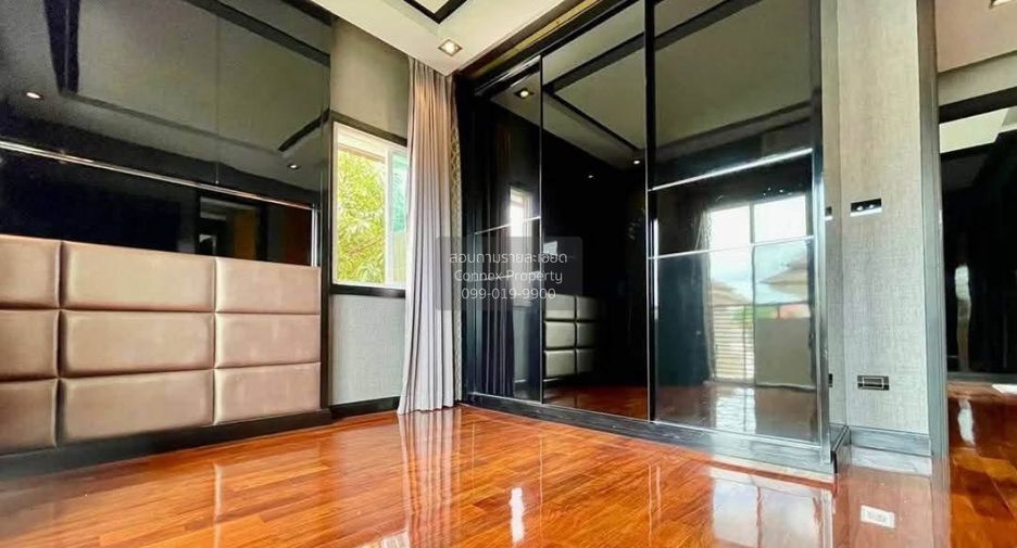 Haus zum Kauf mit 5 Zimmer in Lat Phrao, Bangkok