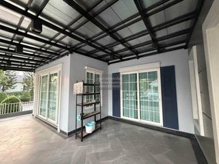Haus zum Kauf mit 4 Zimmer in Bang Bon, Bangkok