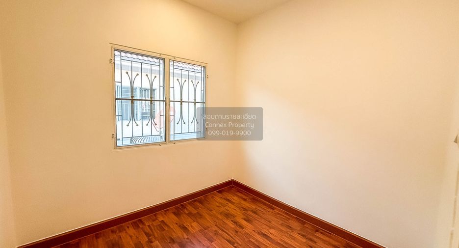 Casa adosada en venta de 3 habitaciones en Bang Yai, Nonthaburi