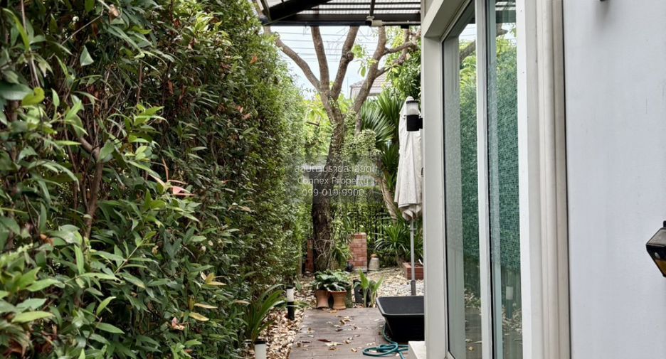 Haus zum Kauf mit 4 Zimmer in Thung Khru, Bangkok