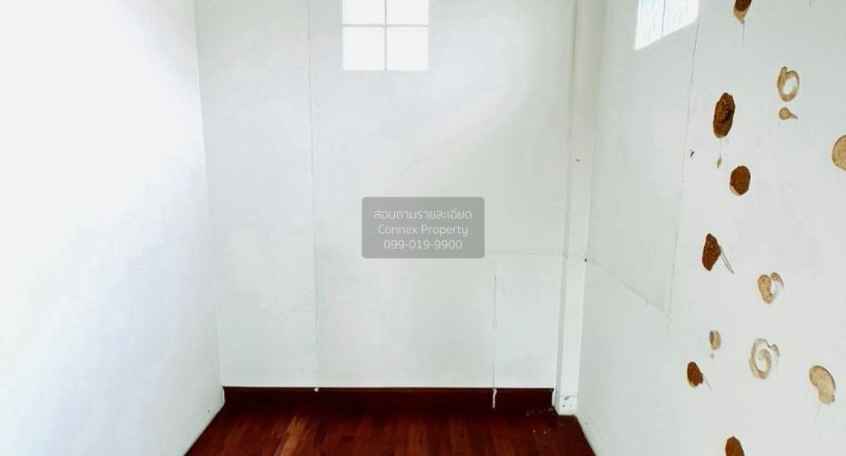 Haus zum Kauf mit 3 Zimmer in Bang Kruai, Nonthaburi