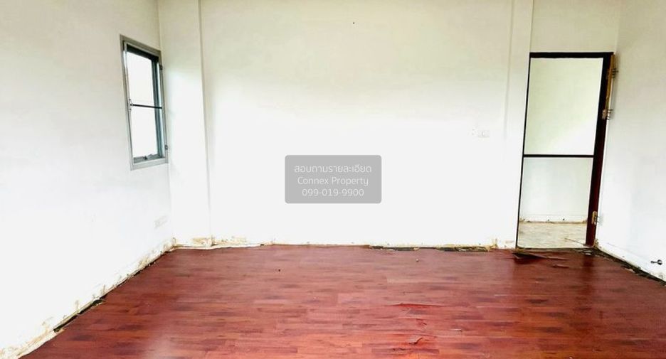 Haus zum Kauf mit 3 Zimmer in Bang Kruai, Nonthaburi