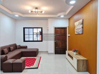 Casa adosada en venta de 2 habitaciones en Bang Bua Thong, Nonthaburi