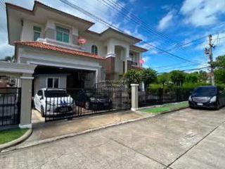 For sale 5 ベッドルーム house in Mueang Samut Sakhon, Samut Sakhon