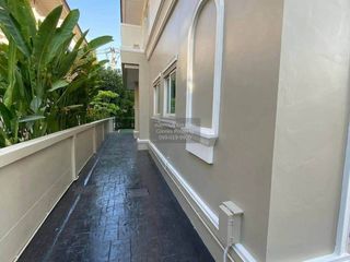 For sale 5 ベッドルーム house in Mueang Samut Sakhon, Samut Sakhon