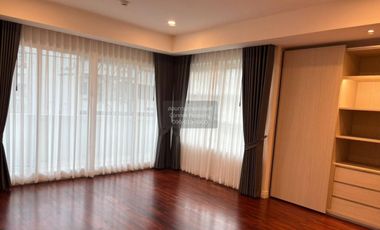 À vendre 2 chambres condo à Yan Nawa, Bangkok
