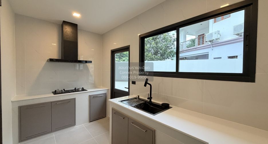 Haus zum Kauf mit 4 Zimmer in Bang Kruai, Nonthaburi