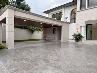 Haus zum Kauf mit 4 Zimmer in Bang Kruai, Nonthaburi
