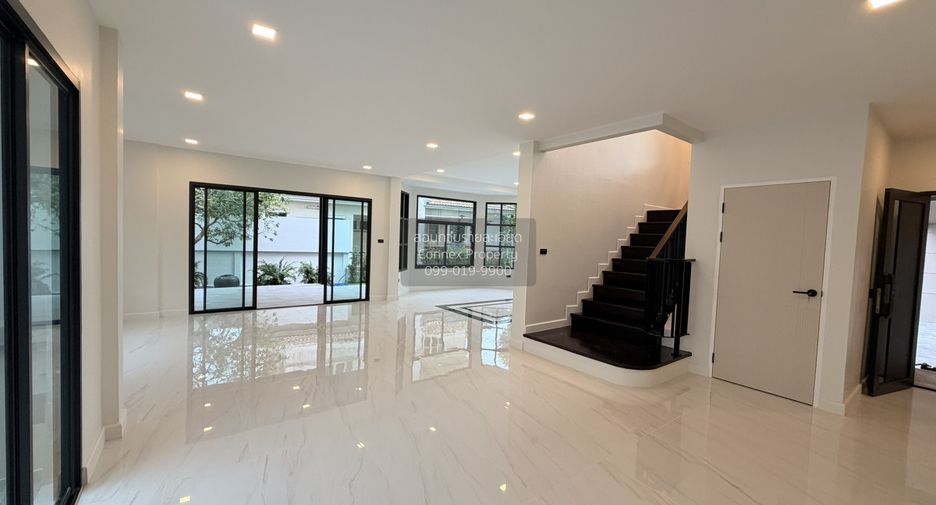 Haus zum Kauf mit 4 Zimmer in Bang Kruai, Nonthaburi