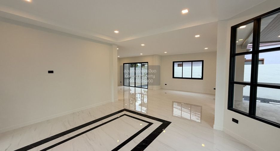 Haus zum Kauf mit 4 Zimmer in Bang Kruai, Nonthaburi