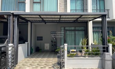 Casa adosada en venta de 3 habitaciones en Bang Yai, Nonthaburi