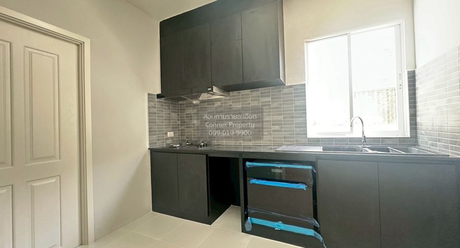 Casa en venta de 3 habitaciones en Mueang Nonthaburi, Nonthaburi