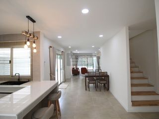 Haus zum Kauf mit 3 Zimmer in Thung Khru, Bangkok