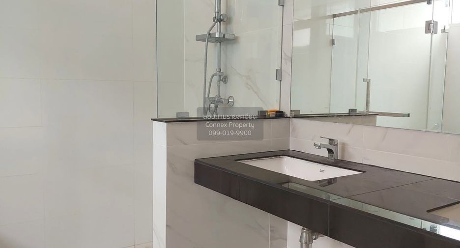 Haus zum Kauf mit 4 Zimmer in Sai Mai, Bangkok
