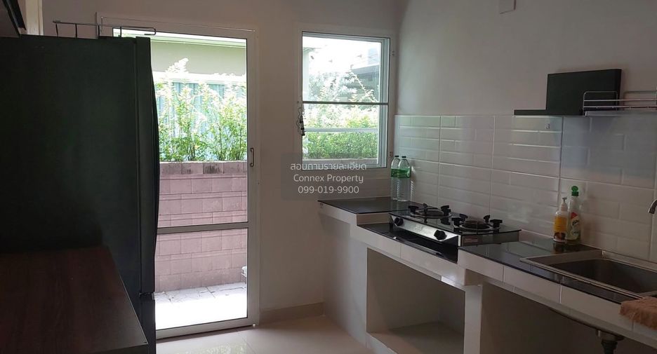 Haus zum Kauf mit 4 Zimmer in Sai Mai, Bangkok