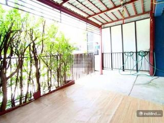 Casa adosada en venta de 3 habitaciones en Mueang Pathum Thani, Pathum Thani