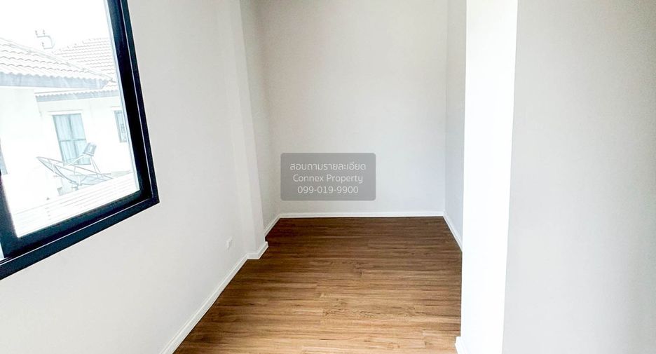 Haus zum Kauf mit 4 Zimmer in Thung Khru, Bangkok