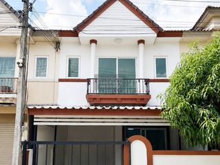 For sale 3 ベッドルーム townhouse in Phutthamonthon, Nakhon Pathom