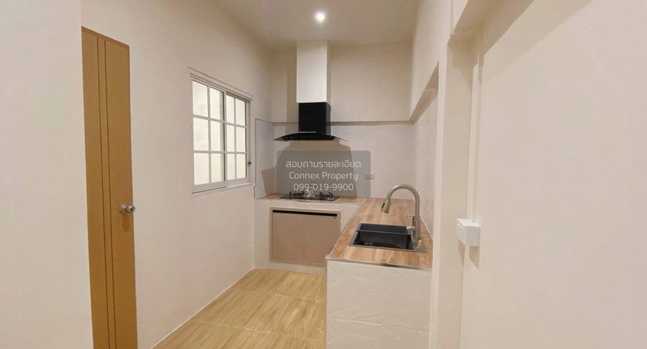 For sale 2 bedrooms townhouse in Mueang Phuket, Phuket