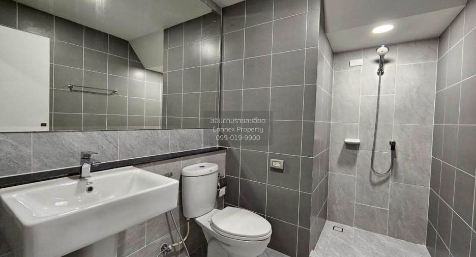 Casa adosada en venta de 2 habitaciones en Bang Phli, Samut Prakan