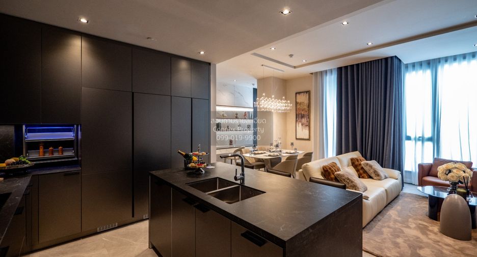 Condo en venta de 3 habitaciones en Khlong Toei, Bangkok