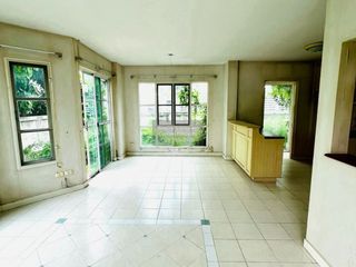 À vendre 3 chambres maison à Bang Bua Thong, Nonthaburi