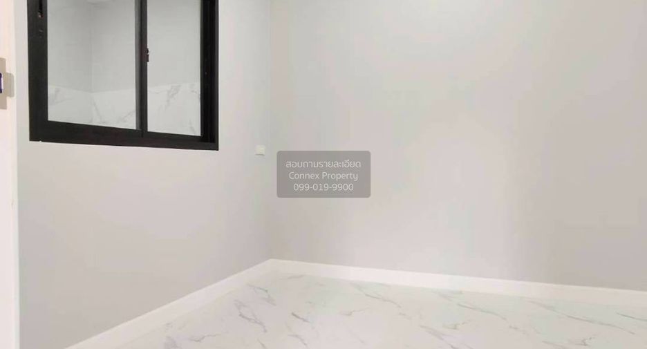 Casa adosada en venta de 4 habitaciones en Mueang Nonthaburi, Nonthaburi